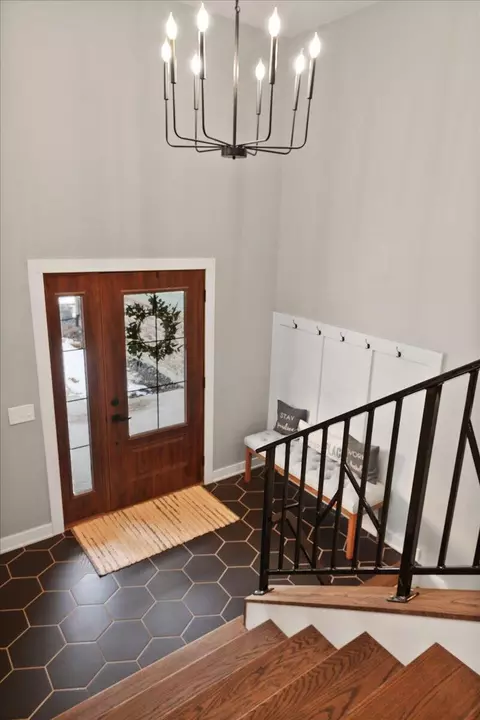 Entry Way - 8183 Old Oak Dr, De Motte, IN 46310 photo 5 of 9