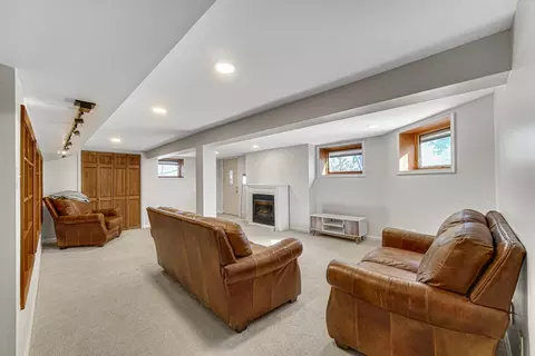 1 The Ledge, Ogden Dunes, IN 46368 photo 15