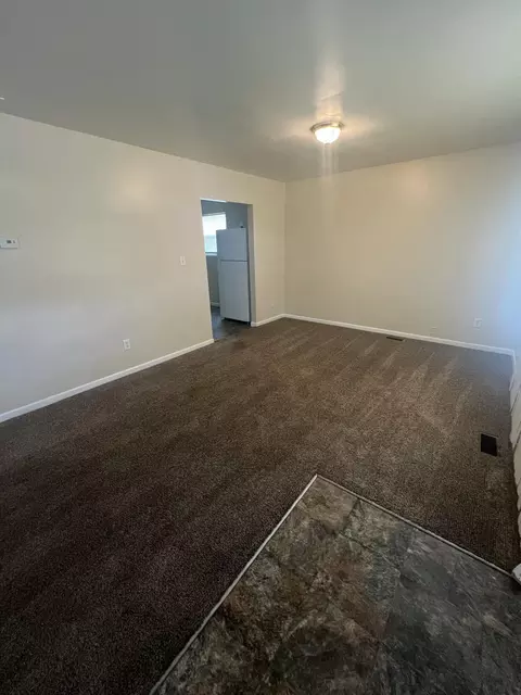 Living - 550 S Wayne St, Gary, IN 46403 photo 3 of 3
