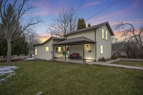 345 Castle St, Lowell, IN 46356