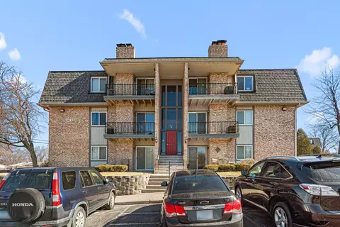 245 W Joliet St #103, Schererville, IN 46375