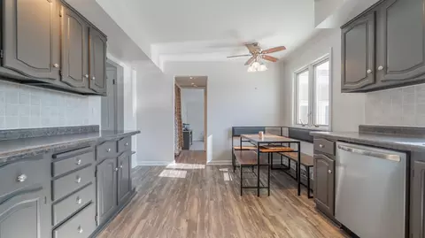 231 Minter Dr, Griffith, IN 46319 photo 6