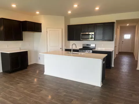 Kitchen - 10330 Privet Dr, Saint John, IN 46373 photo 1 of 2