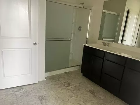 Bath - 10330 Privet Dr, Saint John, IN 46373 photo 1 of 2
