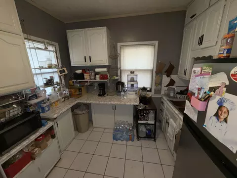 Kitchen - 1623 Central Ave, Whiting, IN 46394 photo 3 of 5