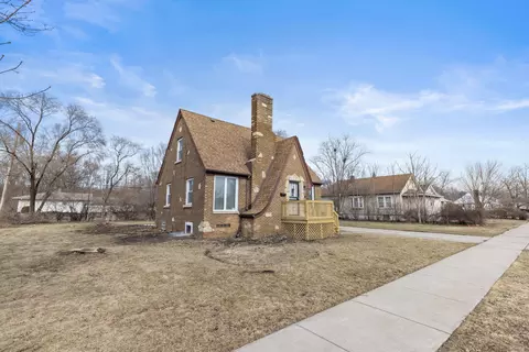 Exterior - 4224 W 10th Ave, Gary, IN 46404 photo 2 of 2