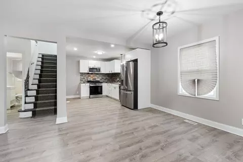 Entry Way - 4224 W 10th Ave, Gary, IN 46404 photo 1 of 2