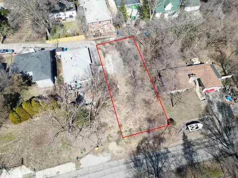 8724 Oak Ave, Gary, IN 46403 photo 5