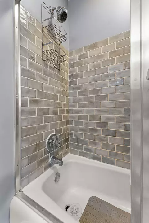 Bath - 310 N Jay St, Griffith, IN 46319 photo 2 of 4