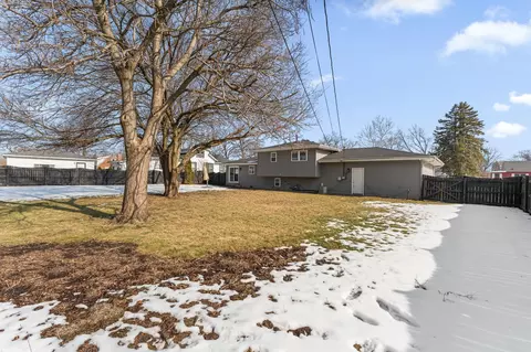Exterior - 310 N Jay St, Griffith, IN 46319 photo 4 of 5