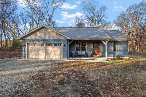 Exterior - 11524 Briarhill Dr, De Motte, IN 46310 photo 2 of 8