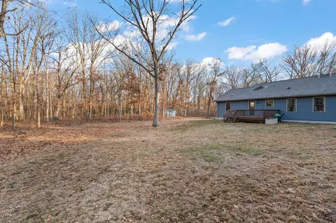 Exterior - 11524 Briarhill Dr, De Motte, IN 46310 photo 8 of 8