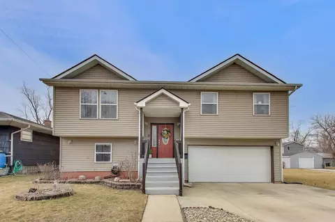 6720 Carolina Ave, Hammond, IN 46323