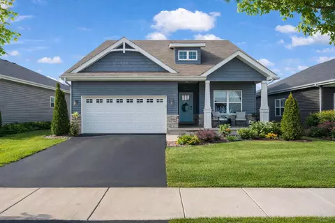 10160 Privet Dr, Crown Point, IN 46307