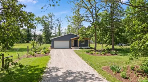 Exterior - 2154 In-39, Winamac, IN 46996 photo 1 of 3