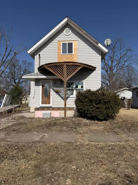 618 Dupage St, Michigan City, IN 46360