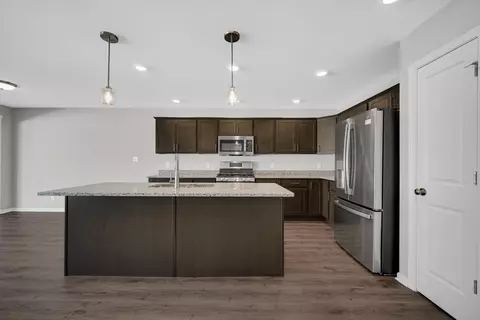 Kitchen - 15538 W 101st Ln, Dyer, IN 46311 photo 1 of 5