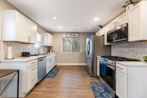 Kitchen - 1151 Benton St, Gary, IN 46403 photo 4 of 4