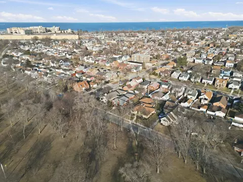 View/Area - 1609 Caroline Ave, Whiting, IN 46394 photo 10 of 12