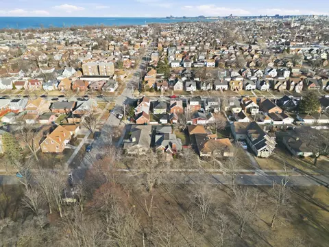 View/Area - 1609 Caroline Ave, Whiting, IN 46394 photo 4 of 12