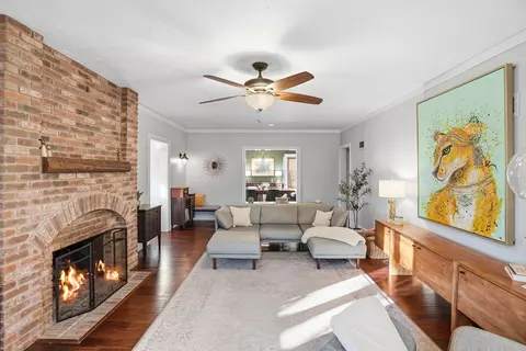 Living - 1609 Caroline Ave, Whiting, IN 46394 photo 3 of 3