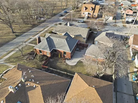 View/Area - 1609 Caroline Ave, Whiting, IN 46394 photo 1 of 12