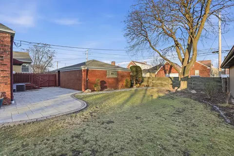 Exterior - 1609 Caroline Ave, Whiting, IN 46394 photo 5 of 5