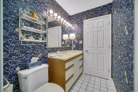 Bath - 910 Ridge Rd #405, Munster, IN 46321 photo 3 of 3