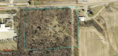 260 Hupp Rd, La Porte, IN 46350