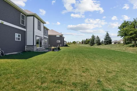 Exterior - 9108 Zinnia Dr, Saint John, IN 46373 photo 3 of 5