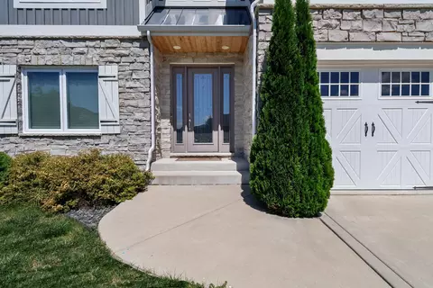 Exterior - 9108 Zinnia Dr, Saint John, IN 46373 photo 2 of 5