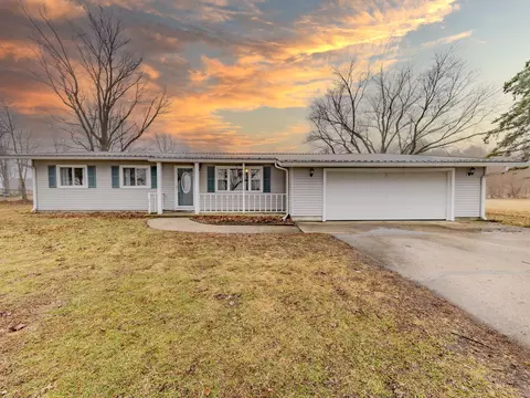 3569 W 1500, Kentland, IN 47951