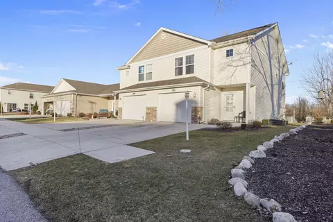 Exterior - 1201 Tower Ln, Chesterton, IN 46304 photo 2 of 3