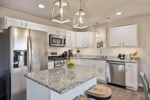 Kitchen - 1201 Tower Ln, Chesterton, IN 46304 photo 1 of 5