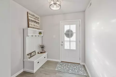 Entry Way - 1201 Tower Ln, Chesterton, IN 46304 photo 1 of 3