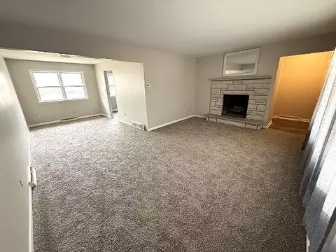 1645 Tulip Ln, Munster, IN 46321 photo 5