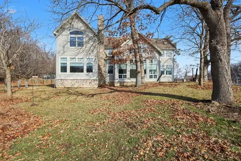 Exterior - 74 E 600, Valparaiso, IN 46383 photo 6 of 7