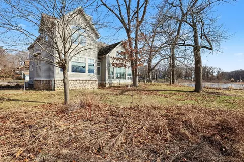 Exterior - 74 E 600, Valparaiso, IN 46383 photo 5 of 7