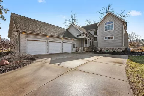 Exterior - 74 E 600, Valparaiso, IN 46383 photo 1 of 7