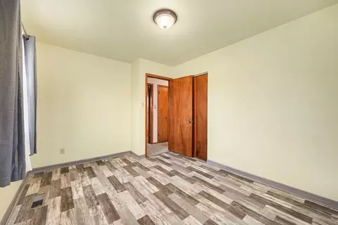 814 W Woodside Dr, Griffith, IN 46319 photo 11