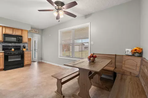 Entry Way - 8598 S Hwy 35, Hamlet, IN 46532 photo 1 of 1