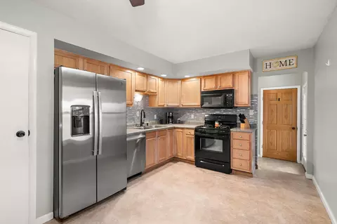 Kitchen - 8598 S Hwy 35, Hamlet, IN 46532 photo 2 of 2