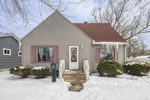 132 Hendricks St, Michigan City, IN 46360