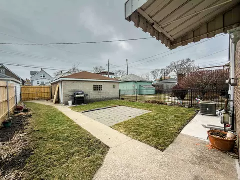 1218 120th St, Whiting, IN 46394 photo 25