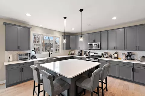 Kitchen - 2062 Nolan Ave, Crown Point, IN 46307 photo 4 of 7