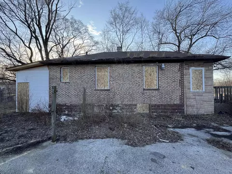 Exterior - 1105 W 15th Ave, Gary, IN 46407 photo 3 of 6