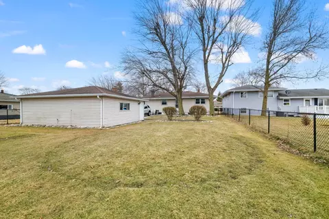 Exterior - 507 Hickory Ln, Munster, IN 46321 photo 5 of 5