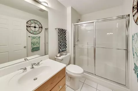 Bath - 1734 Windfield Dr, Munster, IN 46321 photo 3 of 3