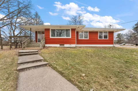 Exterior - 8626 Christopher Dr, Saint John, IN 46373 photo 2 of 7