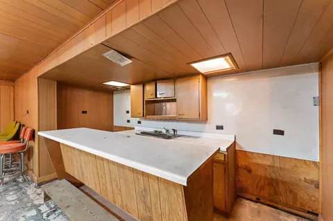 Kitchen - 8626 Christopher Dr, Saint John, IN 46373 photo 4 of 4